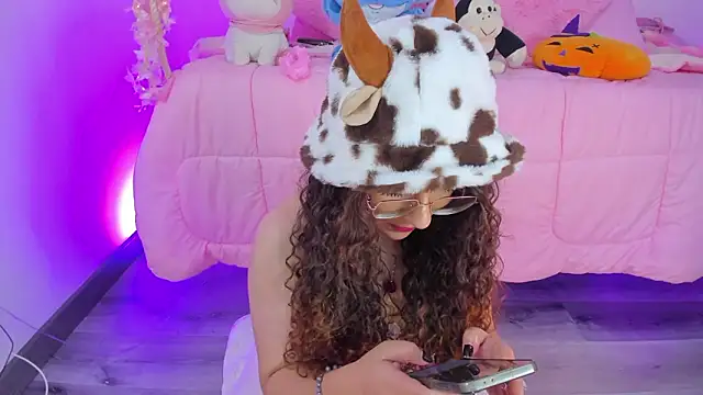 Онлайн чат XXX hannacutegod