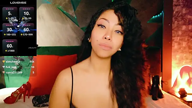 ElyaQuinn Chat XXX in diretta