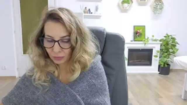 Онлайн чат XXX SukyGirl