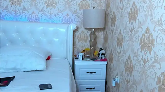 Živý XXX chat JuliaHunts