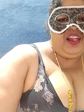 tamilthanushriのウェブカメラショー