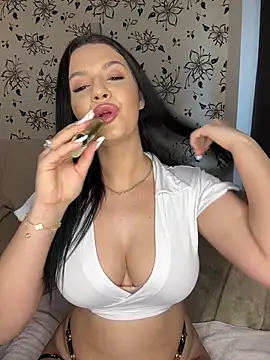 Chatroom XXX en direct de KarraJason