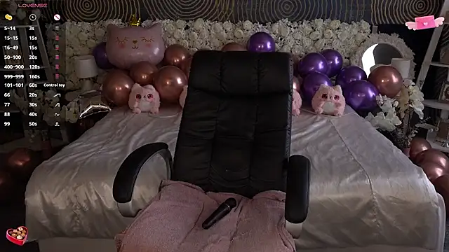 FoxyShy – Naživo XXX chat