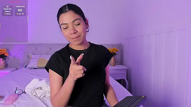 Chat +18 de Little_Lexyy ao vivo