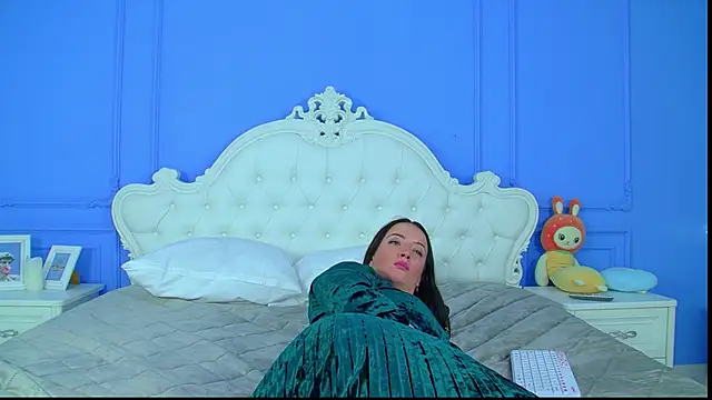 Chatroom XXX en direct de ElinaBellucci