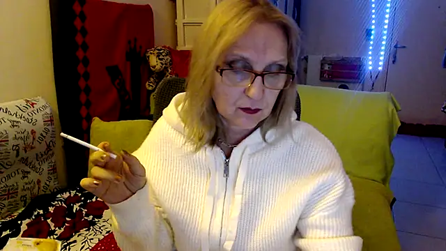 Ala-N-Dala's Live XXX Chat