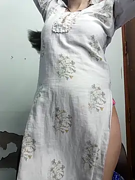 Chatroom XXX en direct de PUNAM456