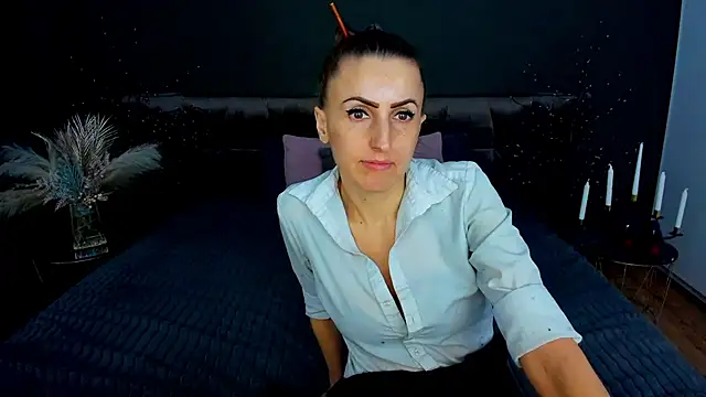 دردشة Rebecca_Diamond الجنسية المباشرة