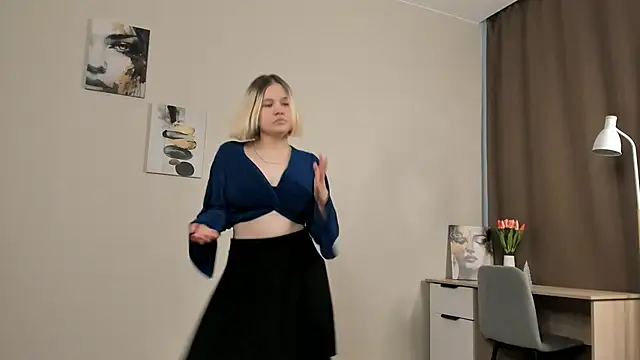 KeenaFigg – Naživo XXX chat