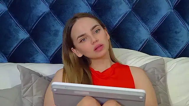 AnitaVenture's Live XXX Chat