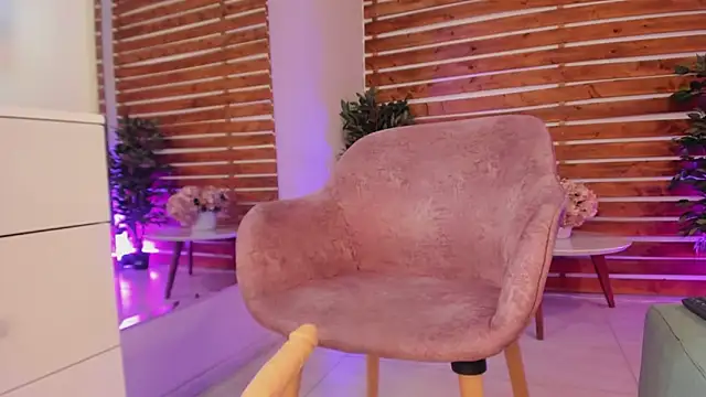 _MeganRain élő XXX-chatje