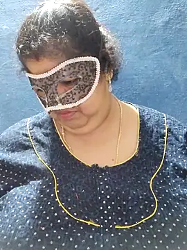 tamilthanushri: онлайн-секс-чат