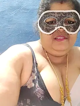 tamilthanushri Webcamshow