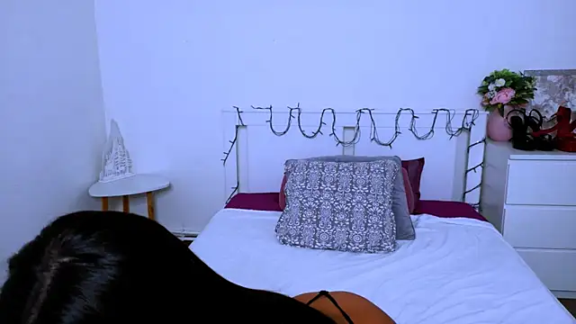 دردشة GabiCarter الجنسية المباشرة