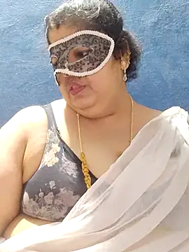 tamilthanushri webkamerás műsora