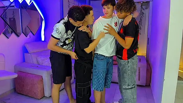 Pokazy przed kamerką – Houseofwarrios