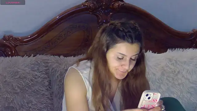 NicolePlay élő XXX-chatje