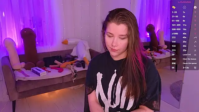 Онлайн чат XXX Mira_Falls