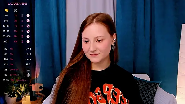 velvet_cherry_ élő XXX-chatje