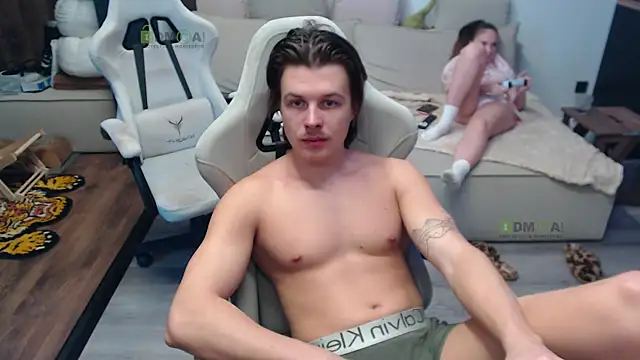 Sunny-Girl1: απευθείας  συνομιλία ΧΧΧ