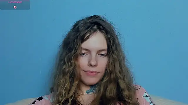 RayaNenlia élő XXX-chatje