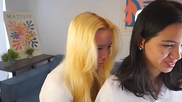 BuffyArdaly's Live XXX Chat