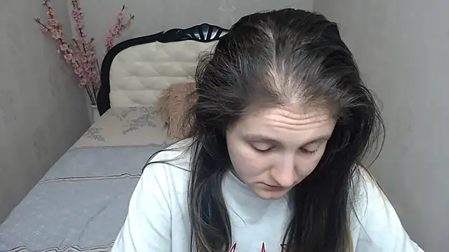 Holliy_Cooper Adlı Modelin Canlı XXX Sohbeti