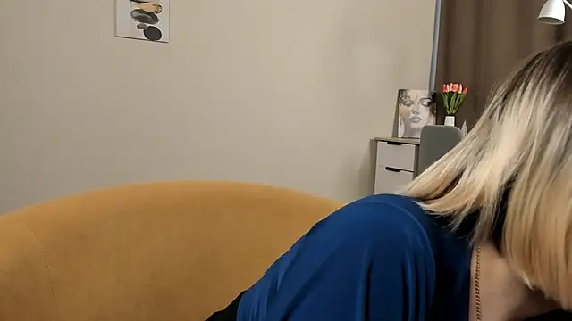 KeenaFigg Webcamshow