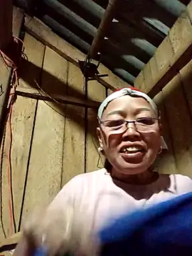 Agnes-baby Webcam show