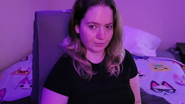 Онлайн чат XXX InternetFairy_XO