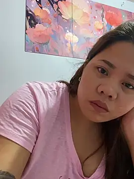 دردشة _BellaHotty_ الجنسية المباشرة