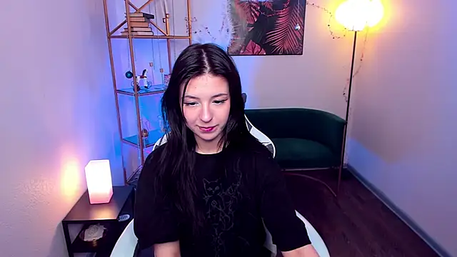 Azaliya_Haze élő XXX-chatje