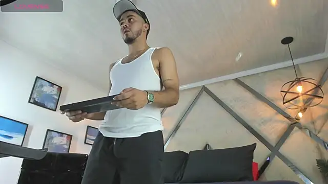 Dusan_Grey77 live XXX chat