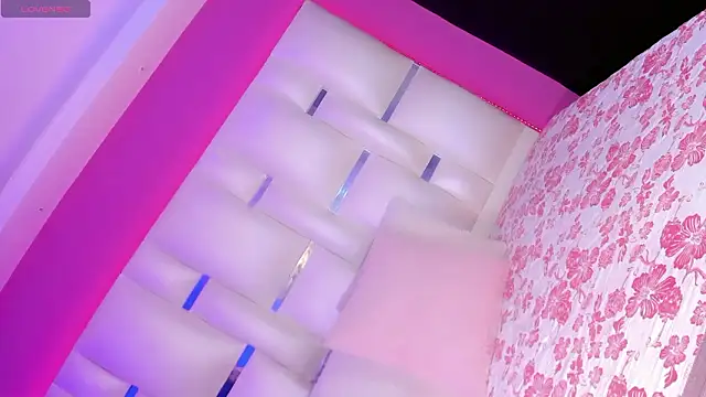 EmmaSweet23 – Naživo XXX chat