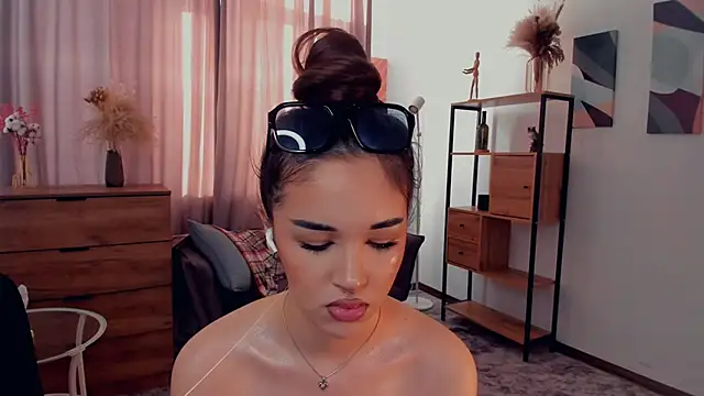 AvantgardAlone élő XXX-chatje