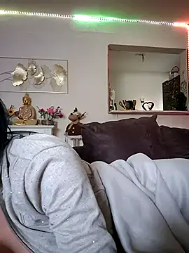 misscectito13 élő XXX-chatje