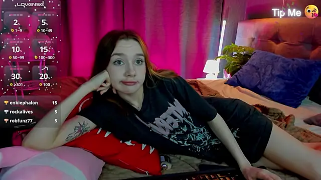 XXX chat uživo modela Lesi_Moonie01