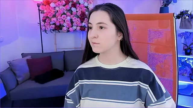 VirtuallVoyant's Live XXX Chat