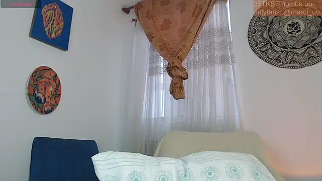 Marci_owo Chat XXX live