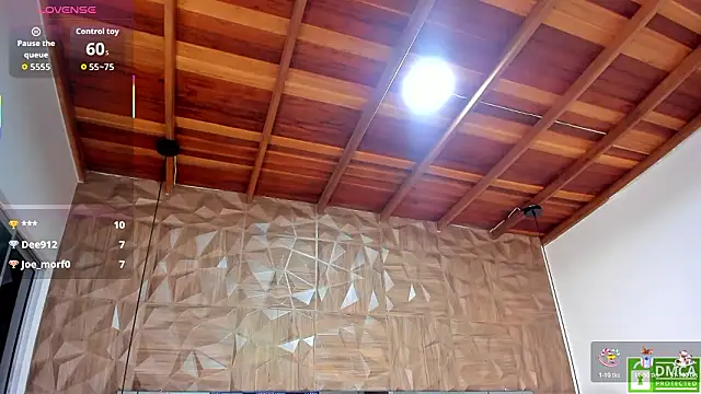 XXX chat uživo modela Gia_Scott