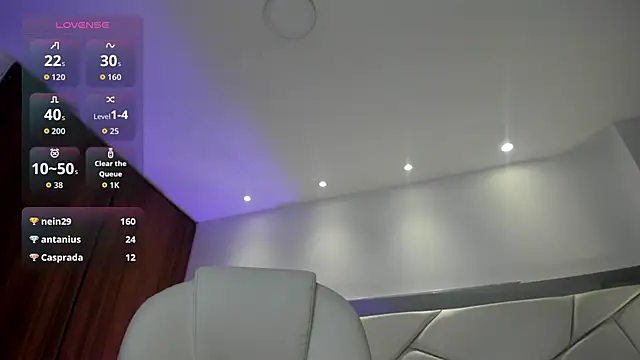 Chat +18 de Natasha_Kiim_ ao vivo