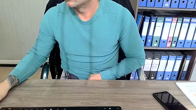 Evasionee: вебкам-шоу