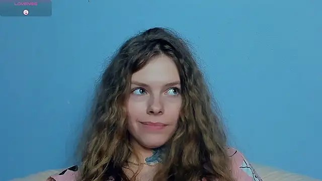 RayaNenlia Adlı Modelin Canlı XXX Sohbeti