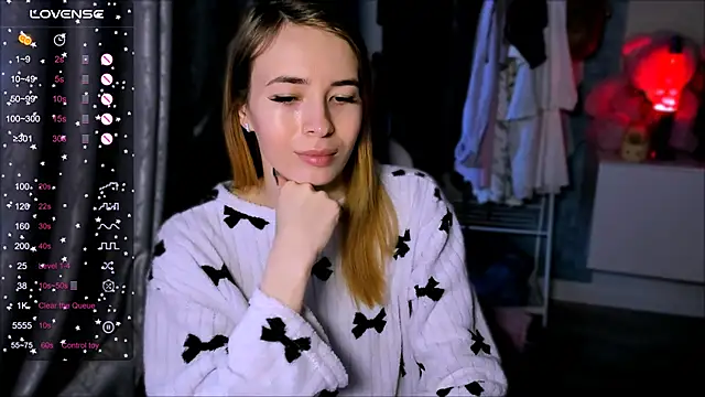 ZoyaMill Chat XXX in diretta