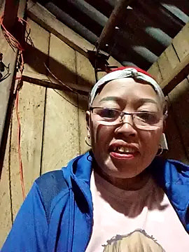 Agnes-baby Show in webcam