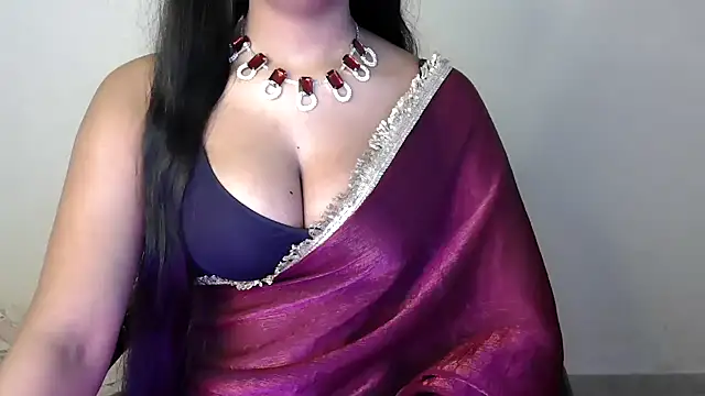 Show de C_p_r_puoja na webcam