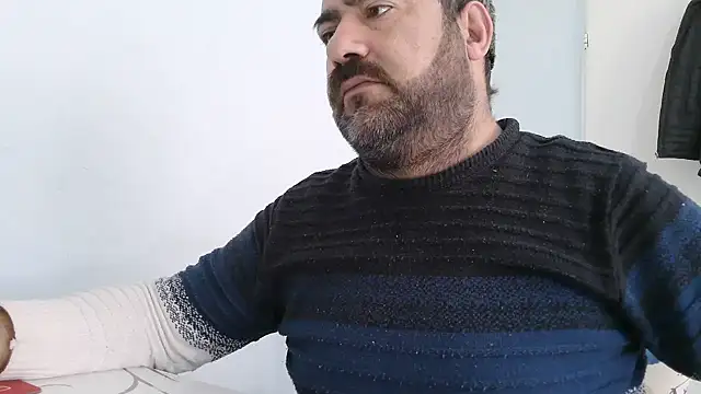 Show modela big_snakee na web-kameri