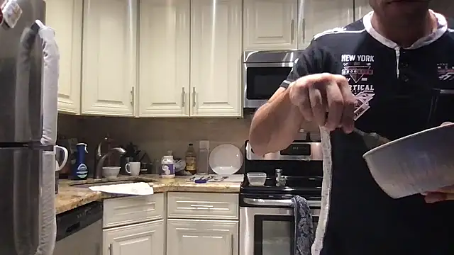 BigGuyMuscleのライブXXXチャット