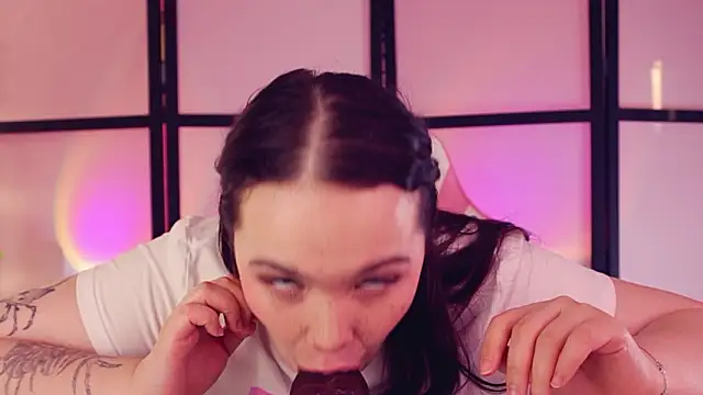 Chery_Lady22 Adlı Modelin Canlı XXX Sohbeti