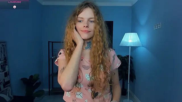 RayaNenlia Obrolan Langsung XXX